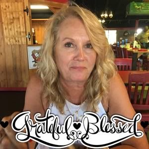 Meet your Posher, Stacy